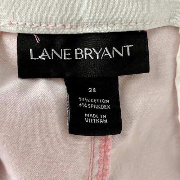 Lane Bryant Pink Floral Shorts with 5 inch inseam Women's Size 24 - Picture 6 of 8